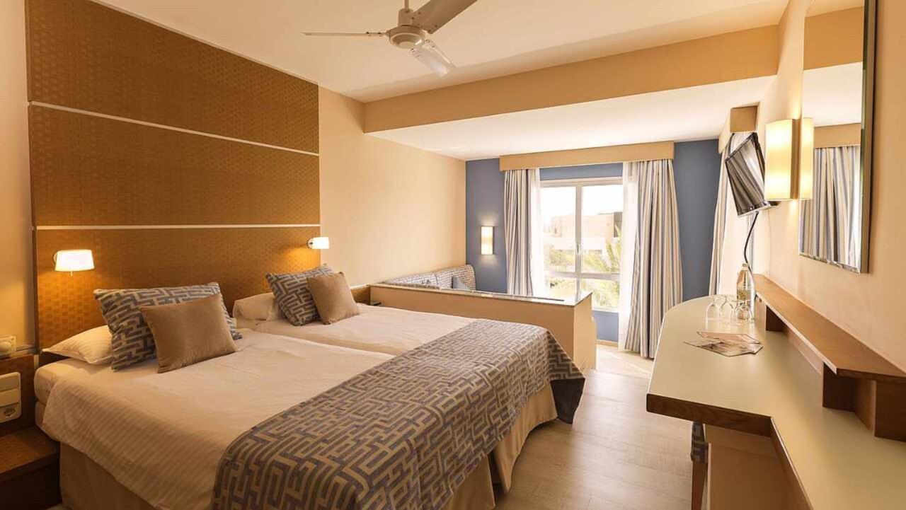 Robinson Esquinzo Playa Hotel Pajara  Phòng bức ảnh